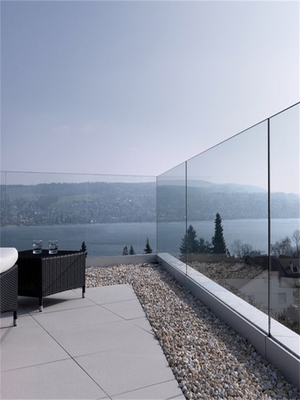 Verjas de cristal Frameless adaptables que suelan la instalación fácil montada