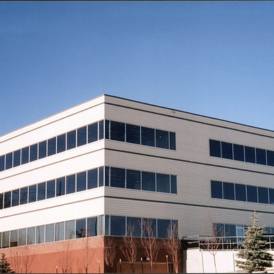 Marco de cristal de aluminio de Windows del panel de la cinta moderna de la fachada para el edificio