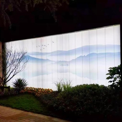6m m U forman la fachada clara moderada de la cortina del vidrio esmerilado con los dibujos que interlinean