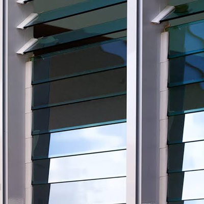 Ventanas de vidrio ajustable con paneles de vidrio templado para construcción de viviendas