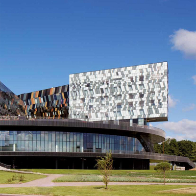 Panel de malla de metal moderno para el techo del edificio Solución de chapa de aluminio