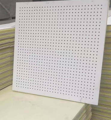 Panel de techo de material de yeso de película de PVC para uso decorativo