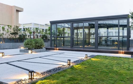 Crear un espacio al aire libre impresionante con una casa de cristal de aluminio a prueba de agua