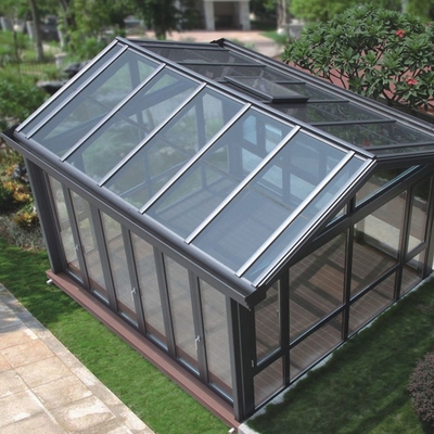 Sala de sol de aluminio de acabado liso para un hermoso jardín de invierno