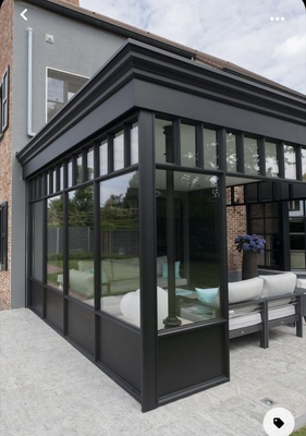 Salones de sol de terraza recubiertos de polvo combinación perfecta de estilo y función