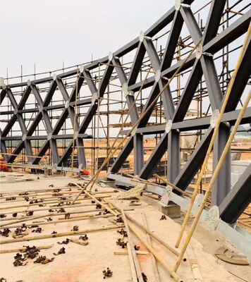 Edificio con techo de cúpula de aleación de aluminio con cubierta de claraboya de vidrio de lámina de fibra de vidrio reforzada con plástico (FRP)