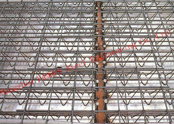 El Decking galvanizado HRB500E del piso del metal del 11.8m reforzó el braguero de la barra de acero, Decking concreto del piso de 0.5m m