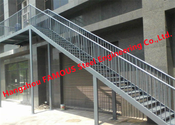 Barandillas galvanizadas del metal del acero 900m m para las escaleras interiores