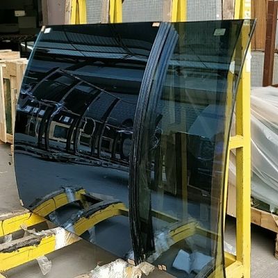 La pared de cortina de cristal curvada anuncio publicitario esmaltó las paredes de cortina de aluminio