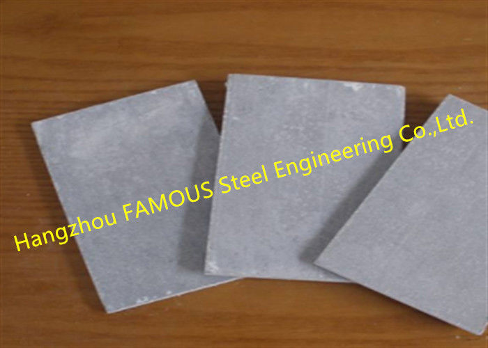Grey Fiber Reinforced Cement Board a prueba de humedad, tablero de alta densidad del cemento de la fibra de 3.5m m